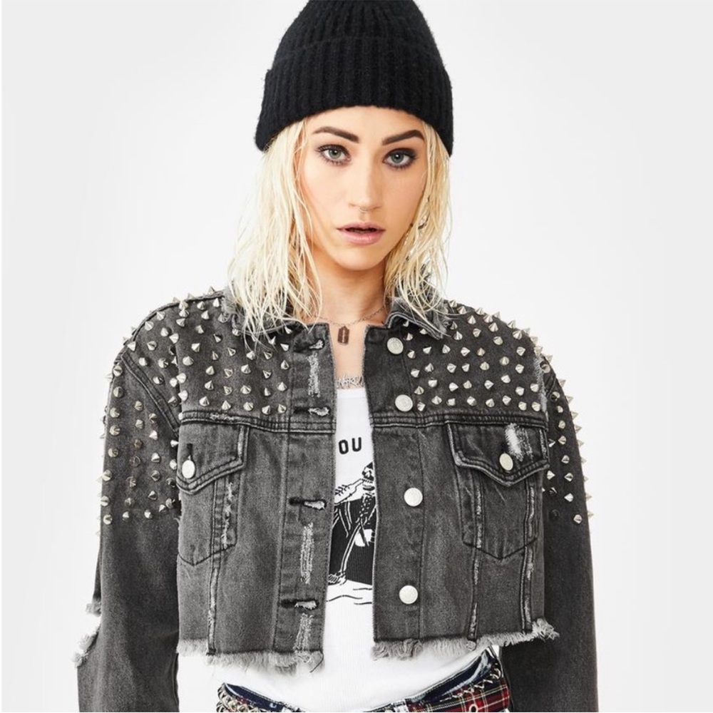 Akira / Azalea Wang studded, distressed cropped black jean jacket. Size M. EUC